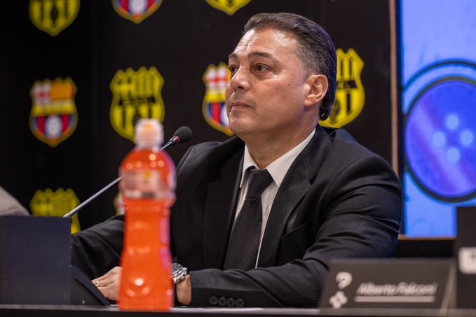 Carlos Alfaro Moreno renuncia como mánager deportivo de Barcelona SC