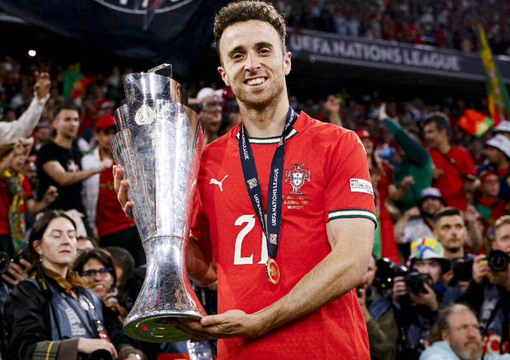 Diogo Jota, futbolista portugués del Liverpool FC, de 28 años, falleció la madrugada de este jueves 3 de julio de 2025.