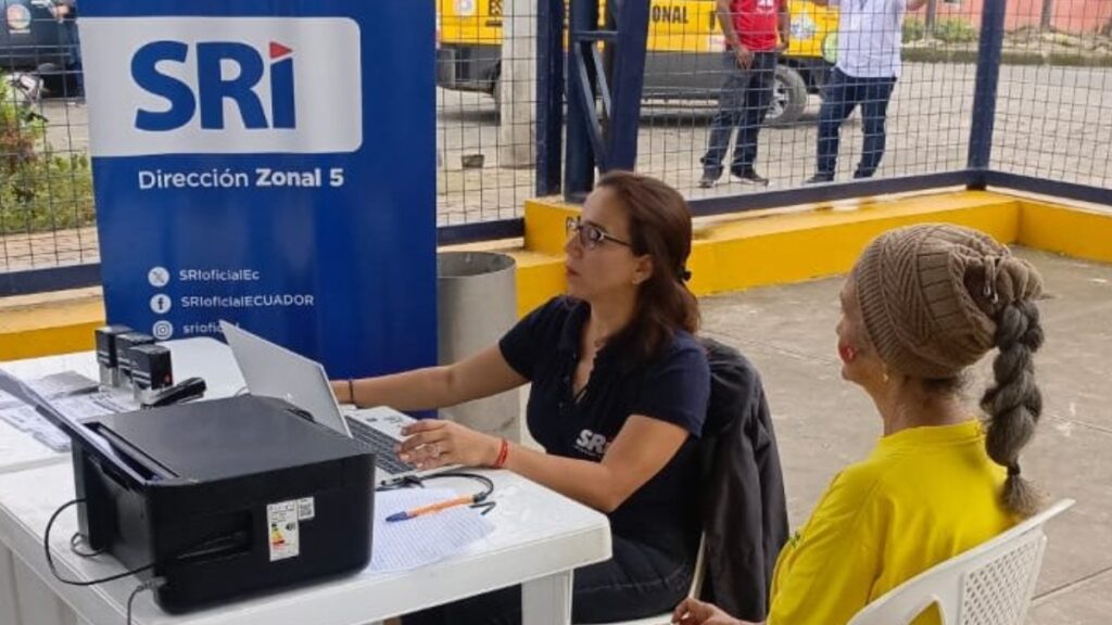 El SRI detecta uso no permitido de las sociedades por acciones simplificadas (SAS) para evadir impuestos y ejecuta acciones. (SRI).