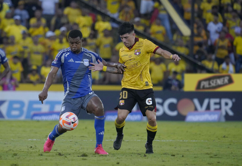 Emelec y Barcelona SC se enfrentan el 14 de septiembre en el Capwell