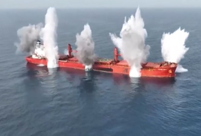 Los hutíes de Yemen, bajo el movimiento Ansar Allah, amenazaron que continuarán hundiendo barcos. Lo harán contra aquellos que “violen