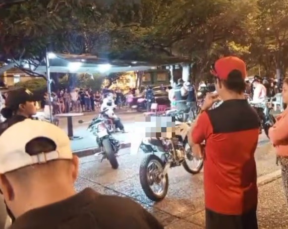 Un ataque armado dejó tres muertos y dos heridos de gravedad en la cancha de la ciudadela La Coviem, en Guayaquil.