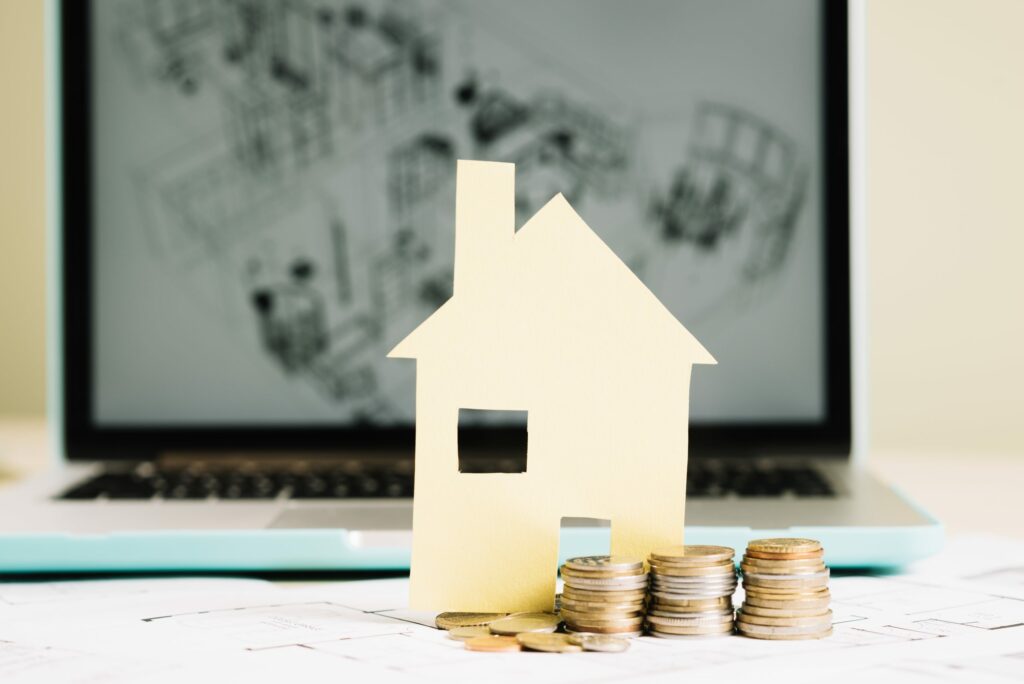 Estrategias para gestionar deudas de vivienda por pagos atrasados.
