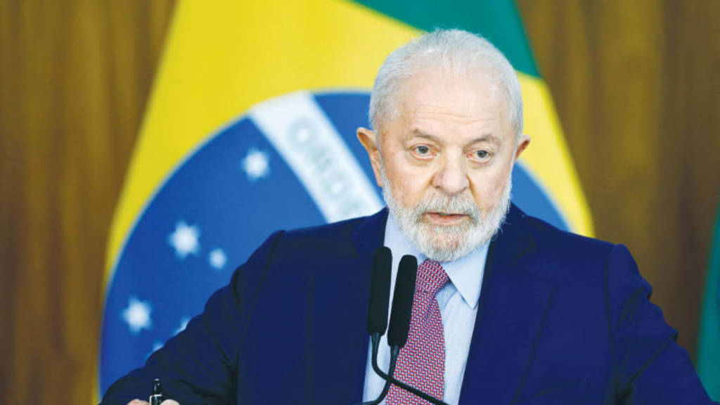 Fiscalía acusa a general de llevar a Bolsonaro plan para asesinar a Lula da Silva