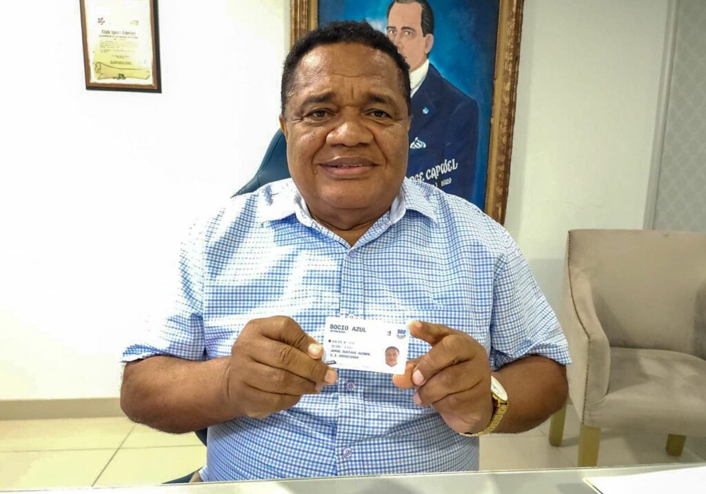 Emelec demandará a José Pileggi por presuntas irregularidades en su gestión, afirma el presidente Jorge Guzmán Mancilla