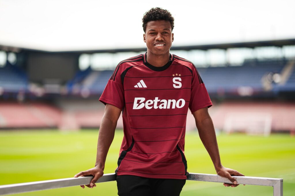 John Mercado ficha por el Sparta Praga y será compañero de Ángelo Preciado