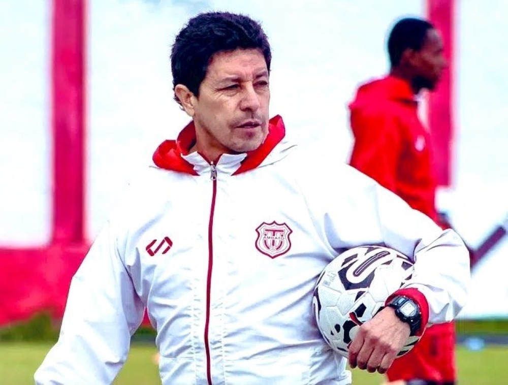 Mushuc Runa busca a Paúl Vélez tras eliminación en Copa Ecuador y crisis en LigaPro