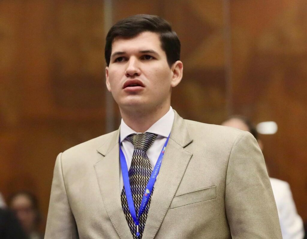 Quién es Carlos Andrés Dávila Arteaga, el legislador que reemplaza a Valentina Centeno en la Asamblea Nacional