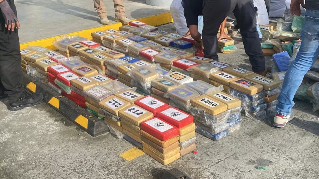 Cargamento millonario de droga enviado desde Ecuador es interceptado en Panamá