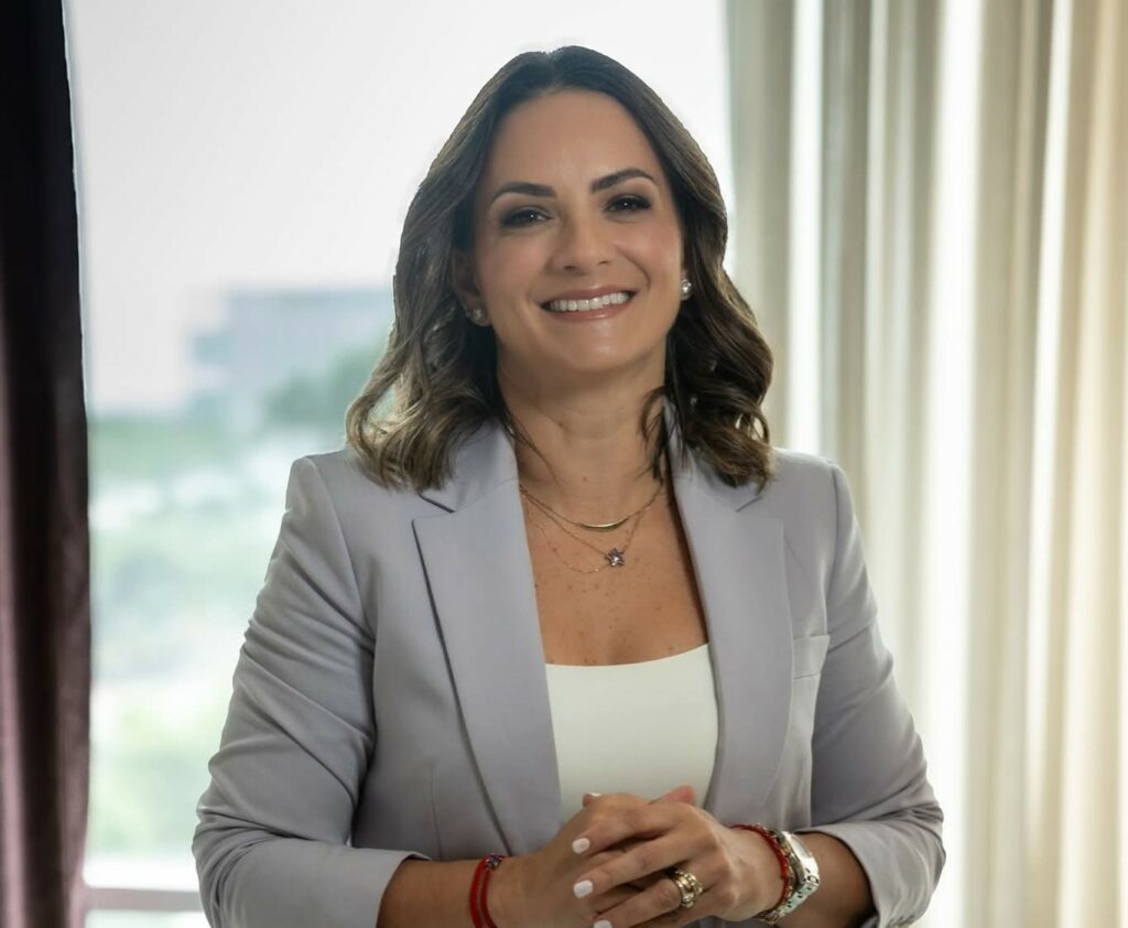 ¿Quién es Ana María Pesantes Conoce a la nueva embajadora de Ecuador en Francia con visión en equidad