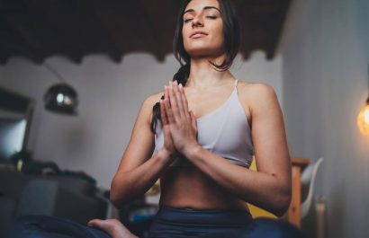 10 minutos de meditación antes de dormir beneficia a tu cuerpo y mente