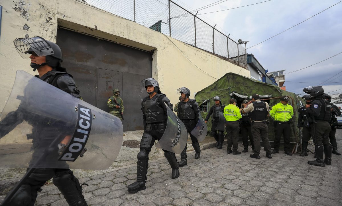 Una nueva reyerta en una cárcel de Ecuador deja un recluso muerto