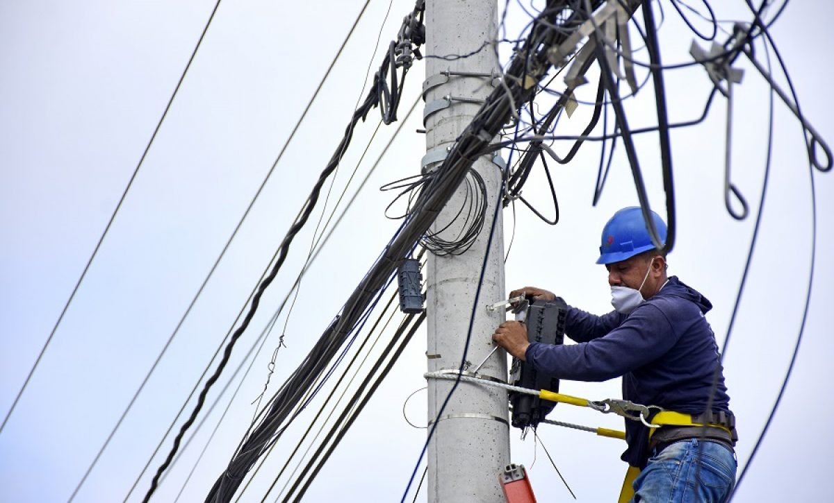 1A-CORTES-DE-LUZ-1