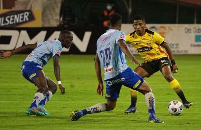 Barcelona y Rescalvo mantiene alineación para el duelo ante Macará