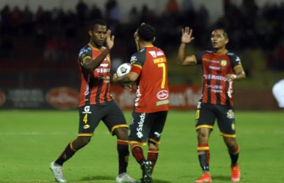 2022091628354-fbl-ligapro-cuenca-cumbaya-scaled-1