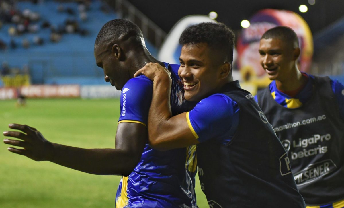 2022100731154-fbl-ligapro-delfin-ldu-quito-scaled-1