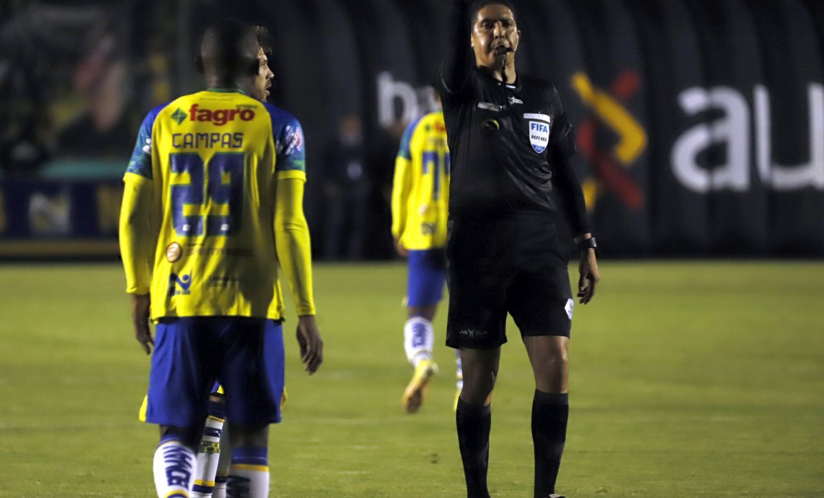 FBL-LIGAPRO-GUALACEO-BARCELONA