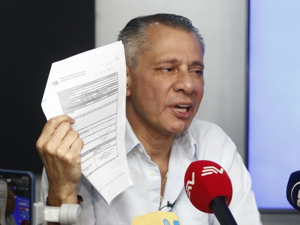 La evaluación psiquiátrica de Jorge Glas revela un alto riesgo suicida y depresión grave, pero descarta afectación de su conciencia