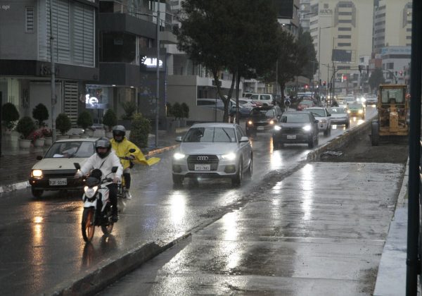Lluvias intermitentes y clima frío en Cuenca este miércoles 25 de junio