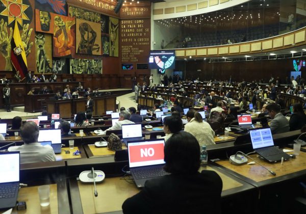 Ecuador impulsa nuevo proyecto para controlar capitales y reforzar vigilancia a fundaciones