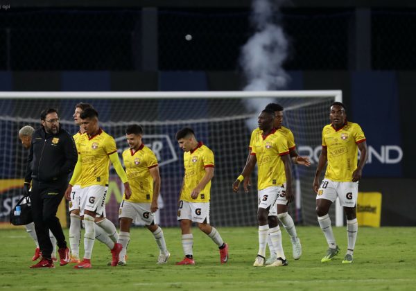 FIFA sanciona a Barcelona SC con prohibición de fichajes. FOTO: API.
