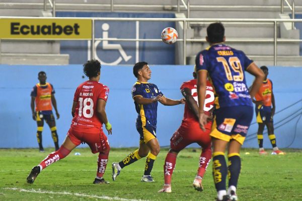 Goleada en el Jocay: El Nacional se impone y hunde más a Delfín