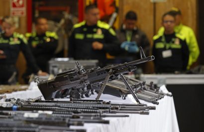 La Policía incauta cerca de medio centenar de armas en el suroeste de Colombia