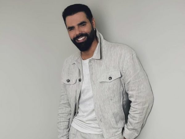 Ronald Farina al desnudo: Revela las cicatrices que le dejó un accidente de su juventud