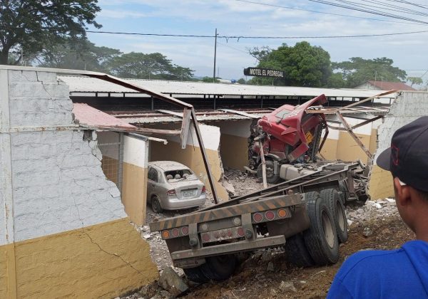 El accidente en motel de Daule generó comentarios jocosos en redes sociales