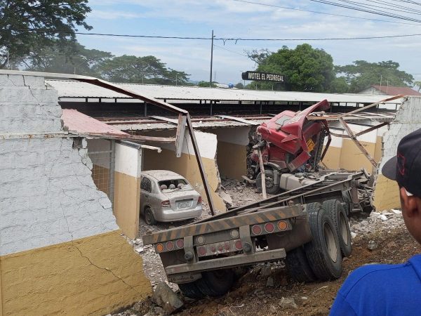 El accidente en motel de Daule generó comentarios jocosos en redes sociales