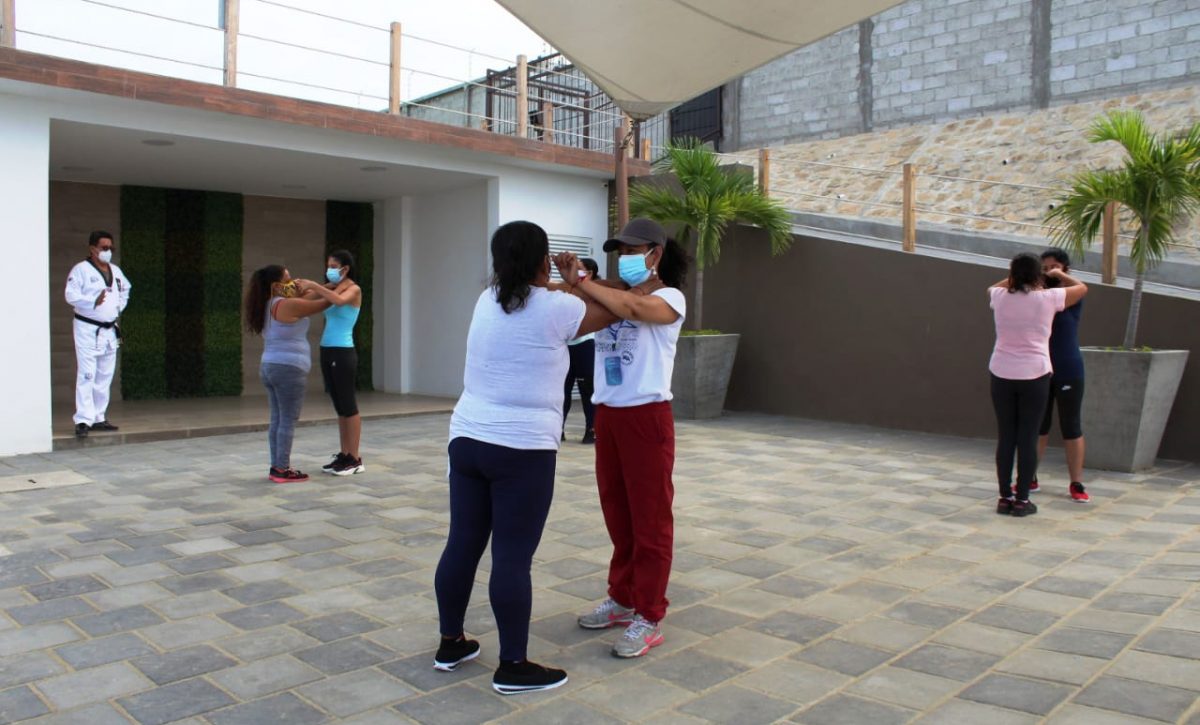 5.-foto-1-defensa-contra-violencia