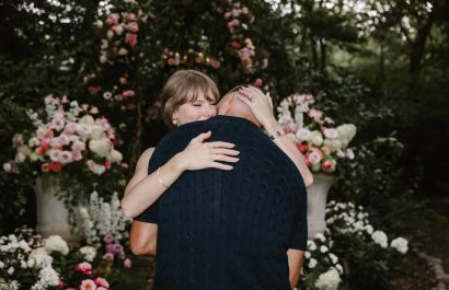 Taylor Swift y Travis Kelce anuncian su compromiso: la historia de amor que conquistó al mundo