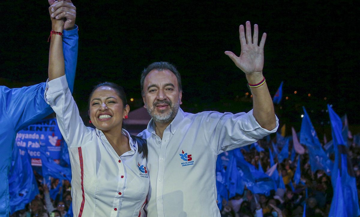 Candidatos en Ecuador aceleran la campaña a un día del silencio electoral