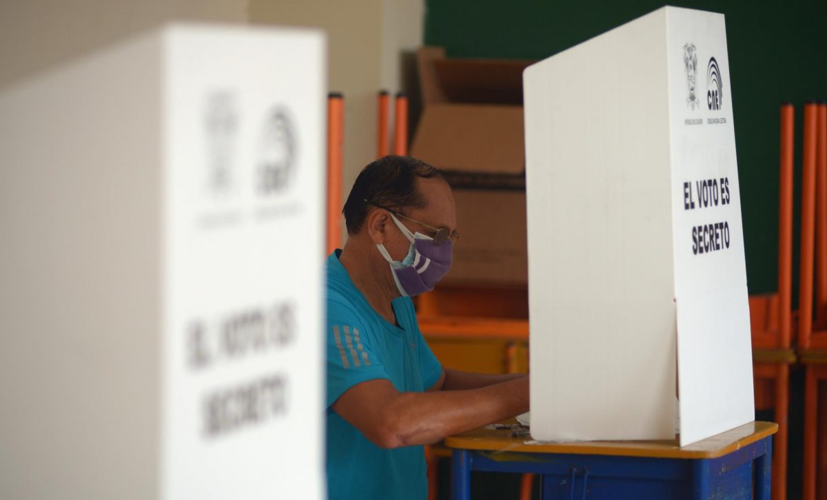 Cerca de 62.000 candidatos para las elecciones provinciales y locales de Ecuador