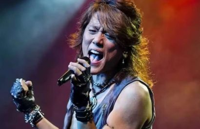 El cantante Nobuo Yamada, autor de Pegasus Fantasy, Saint Seiya, Caballeros del Zodiaco.