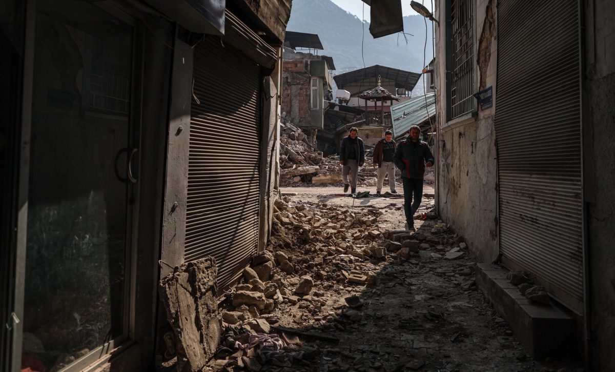 El número de víctimas del terremoto en Turquía supera ya las 43.500