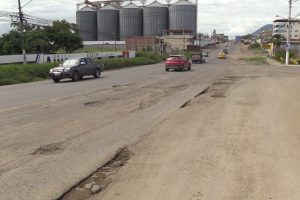 La vía Manta- Montecristi será intervenida