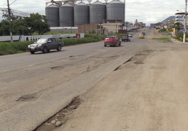 La vía Manta- Montecristi será intervenida