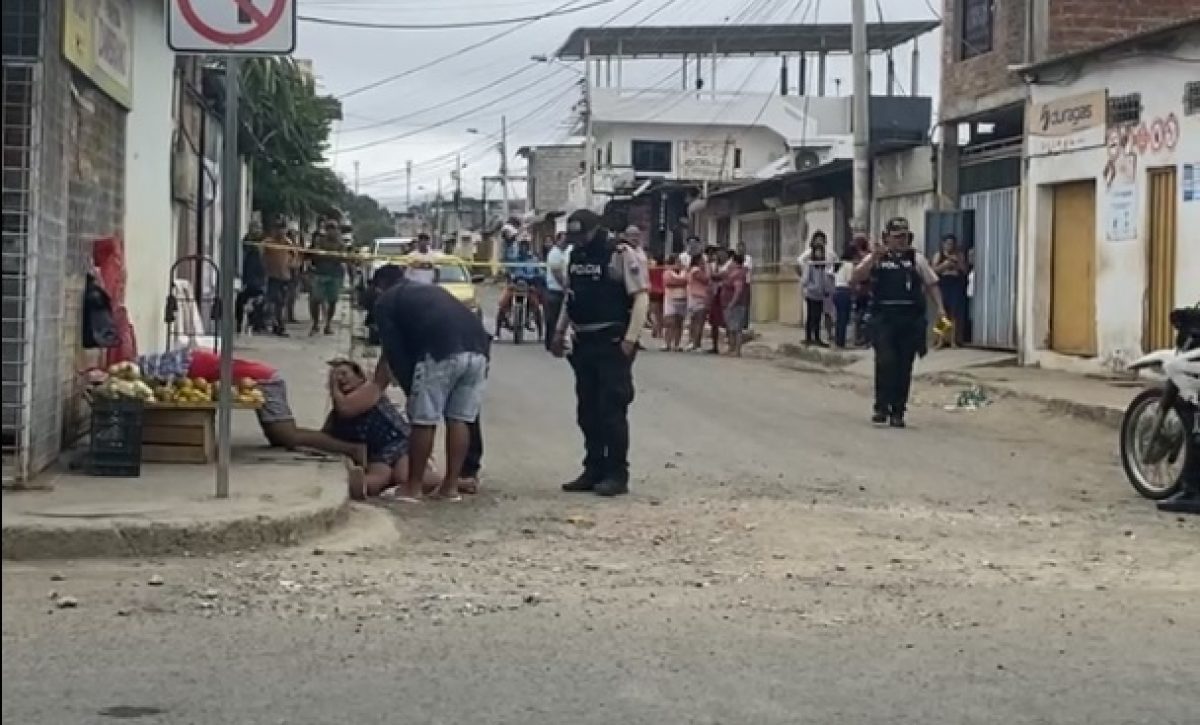 A un hombre conocido como “Orejón” lo asesinaron la mañana de este martes 3 de junio en la parroquia Leonidas Proaño, Montecristi.