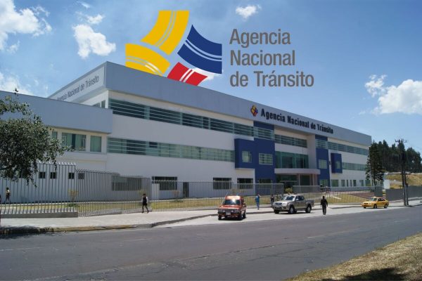 ANT exige a municipios de Ecuador cumplir con formato oficial de placas provisionales