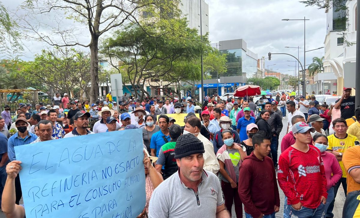 Agricultores-piden-fijar-tarifa-para-usar-el-agua-del-acueducto-La-Esperanza-El-Aromo