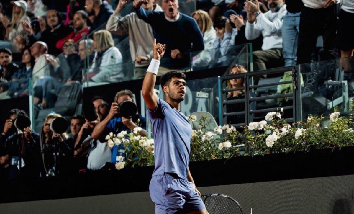 Alcaraz supera a Khachanov en Roma y avanza a los cuartos del Masters 1000