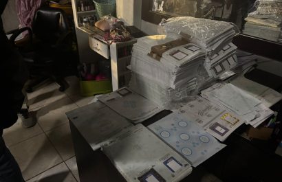 Allanamiento en Guayaquil revela operación ilegal de documentos vehiculares