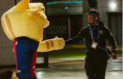 Ansu Fati jugará un año cedido en el Mónaco tras renovar con el Barça hasta 2028