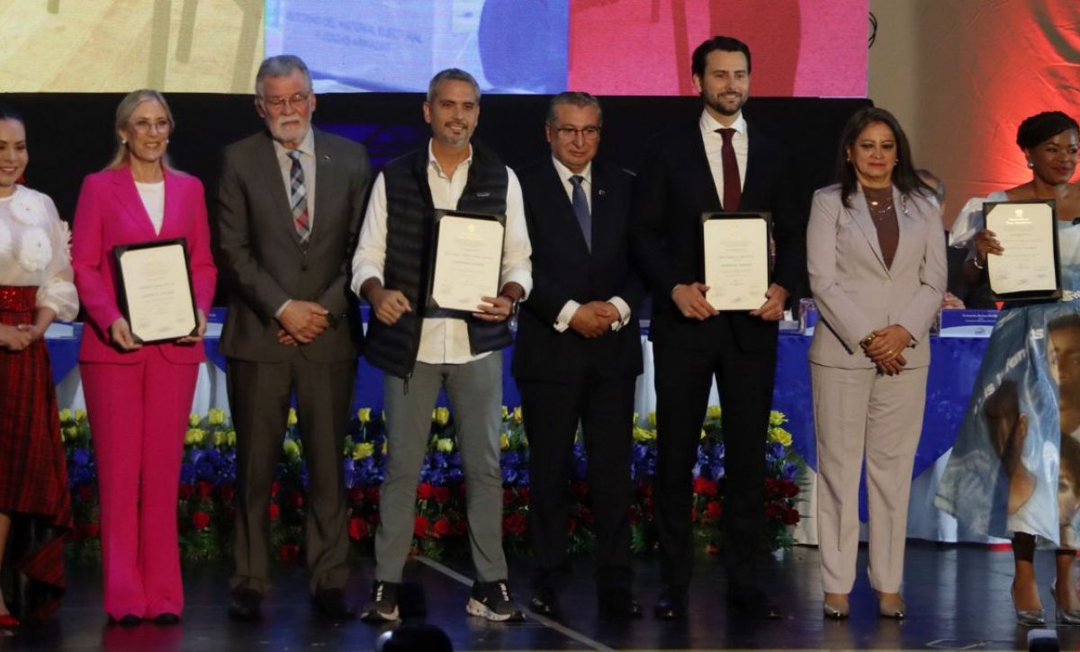 Asamblea Nacional Conozca quiénes son los 15 legisladores nacionales que se posesionarán para cumplir el periodo 2025-2029. (API).