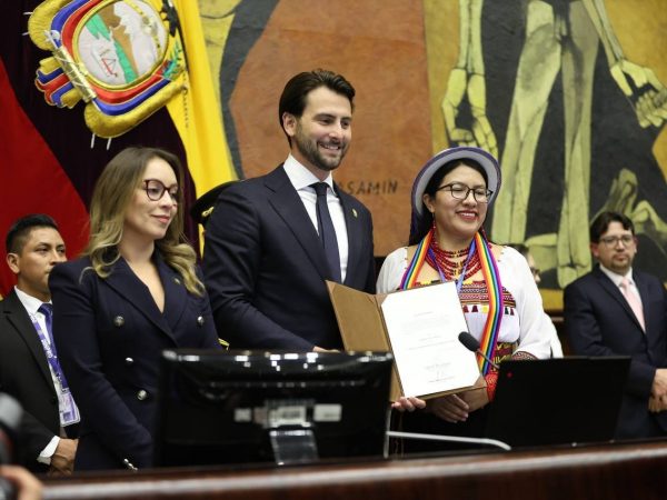 Asamblea Nacional designa a Carmen Tiupul como segunda vicepresidenta con 78 votos