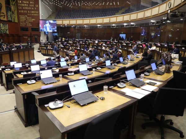 Asamblea Nacional sanciona a 21 legisladores con multas de $158,63 por ausentarse en sesión de junio