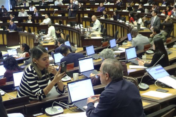 Asamblea Nacional: ¿Qué dice el proyecto de Ley de Solidaridad Nacional, propuesto por Noboa? (API).