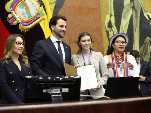 Asambleísta Sade Fritschi asume como primera vocal del Consejo de Administración Legislativa ( CAL)