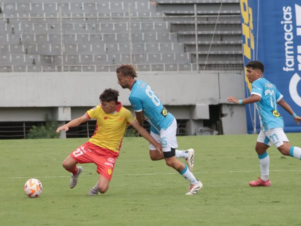 Igualdad entre Aucas y Manta FC en la jornada 13 de la LigaPro.